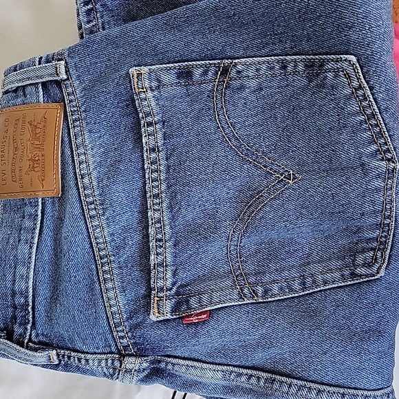LEVI'S HIGH LOOSE Distressed Jeans Sz 31 - Picture 7 of 7